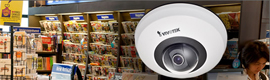 Vivotek lanza la PD8136, su primera mini-cámara domo fija pan/tilt