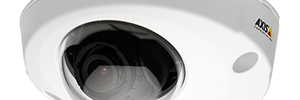 Axis P39-R: cámaras compactas de alto rendimiento para videovigilancia en vehículos de transporte