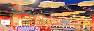 Las cámaras de Vivotek se camuflan entre las “nubes” de la juguetería mexicana Hamleys