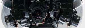 Vicon sviluppa la telecamera multisensore V1020-WIR-360 per grandi spazi