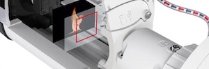 Bosch integra l'intelligenza artificiale nella sua telecamera IR Aviotec 8000i per rilevare incendi e fumo