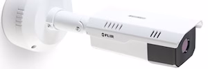 Flir FCB-Series AI: detección perimetral precisa en cualquier condición ambiental